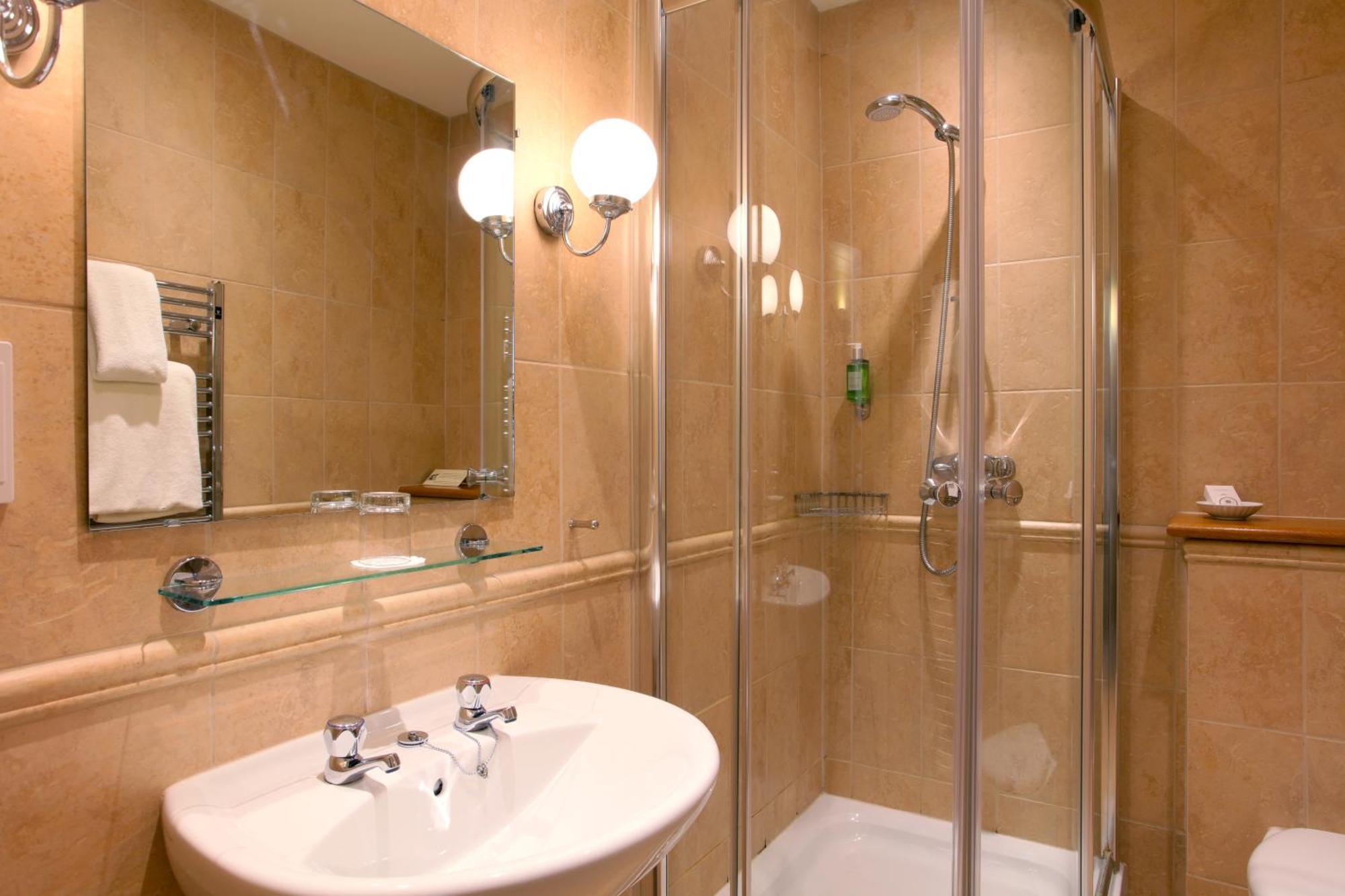 Dolphin Hotel Beer Ngoại thất bức ảnh