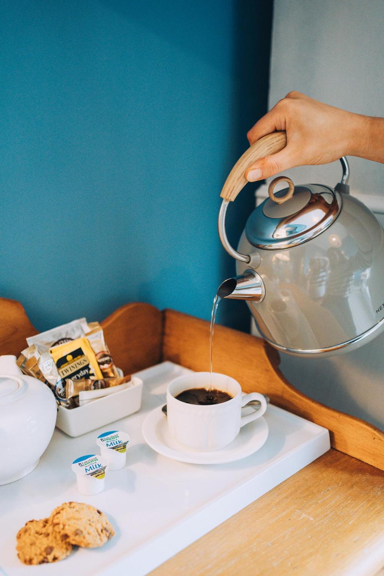 Dolphin Hotel Beer Ngoại thất bức ảnh